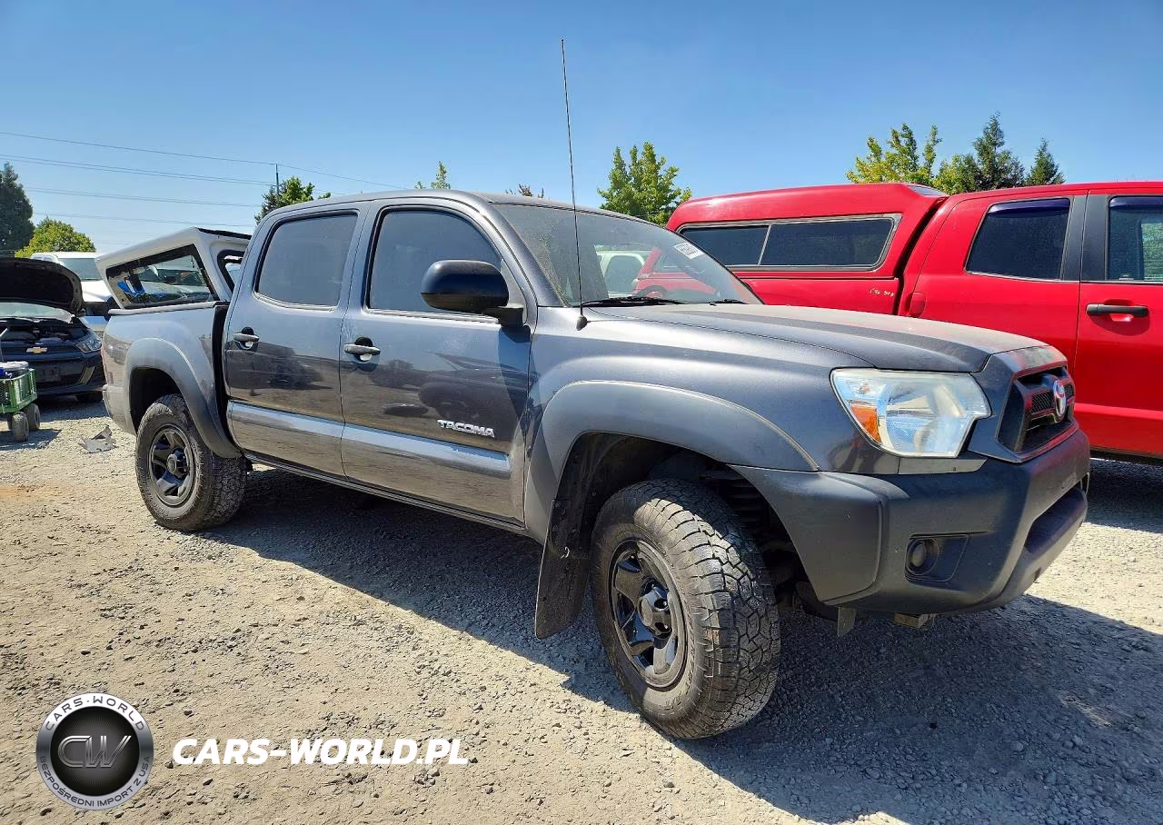 2014 Toyota Tacoma V6 VIN:3TMLU4EN5EM144693 - 4