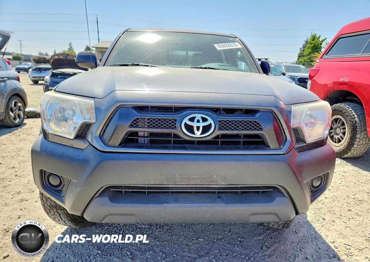 2014 Toyota Tacoma V6 VIN:3TMLU4EN5EM144693 - 5