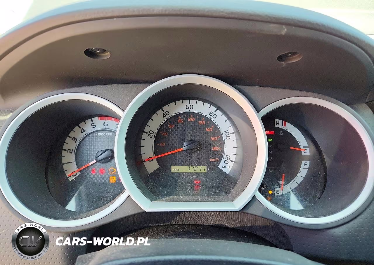 2014 Toyota Tacoma V6 VIN:3TMLU4EN5EM144693 - 9