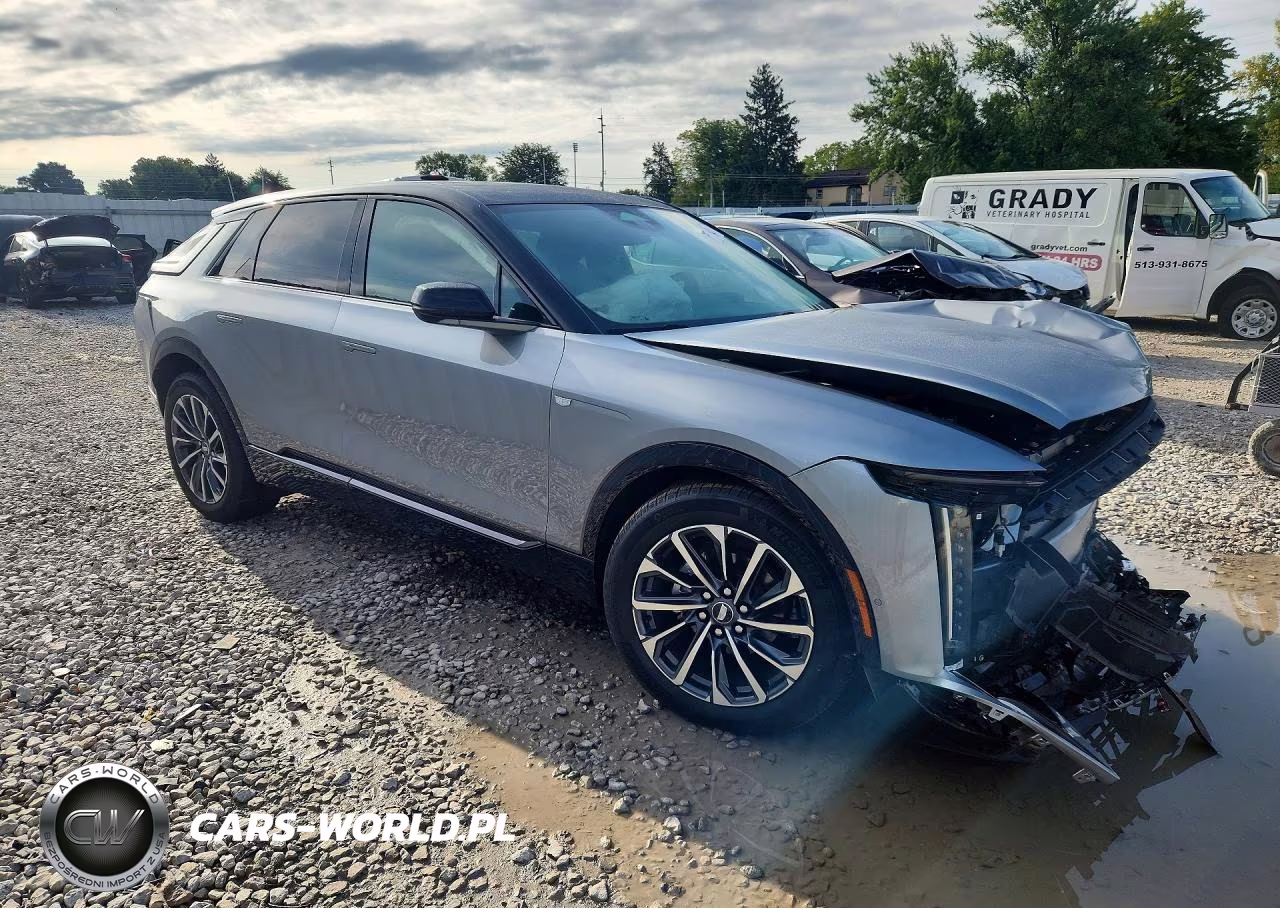 2026 Cadillac Lyriq VIN:1GYKPURL3TZ302482 - 4