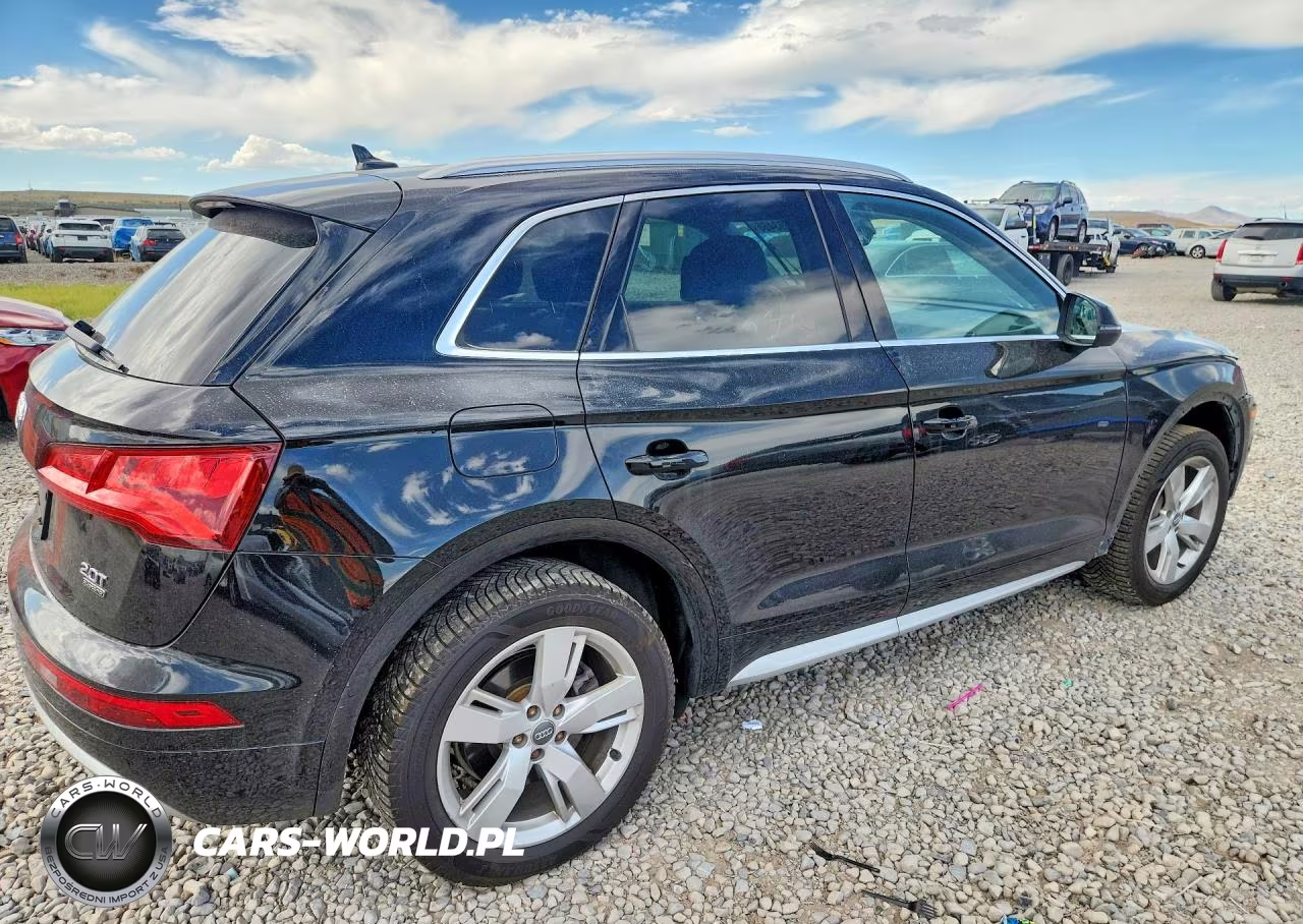 2018 Audi Q5 Premium Plus VIN:WA1BNAFY0J2102704 - 3