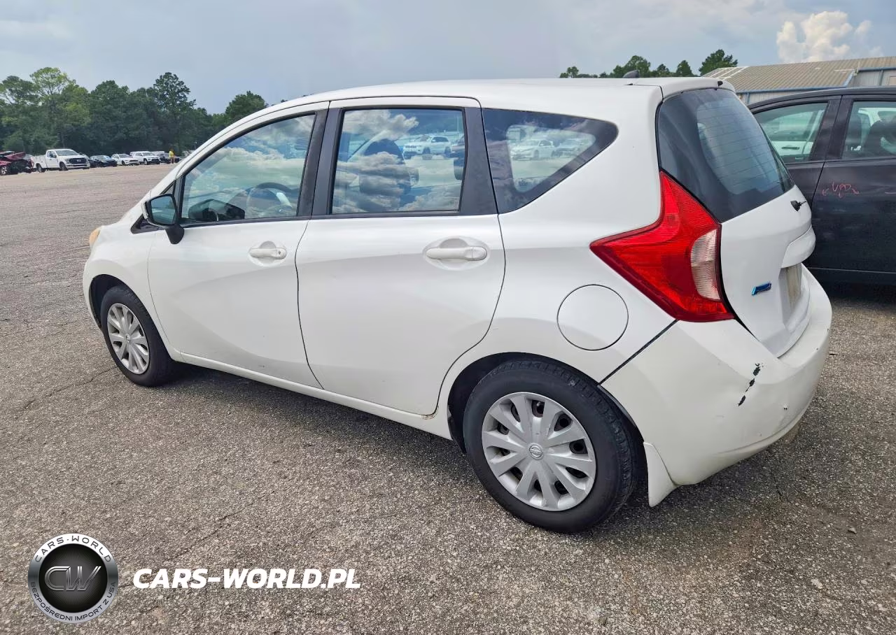 2015 Niss Versa Note VIN:3N1CE2CP2FL382405 - 2
