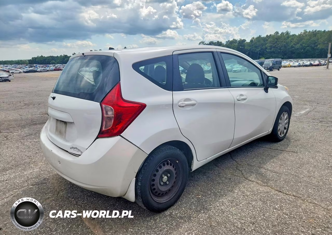 2015 Niss Versa Note VIN:3N1CE2CP2FL382405 - 3