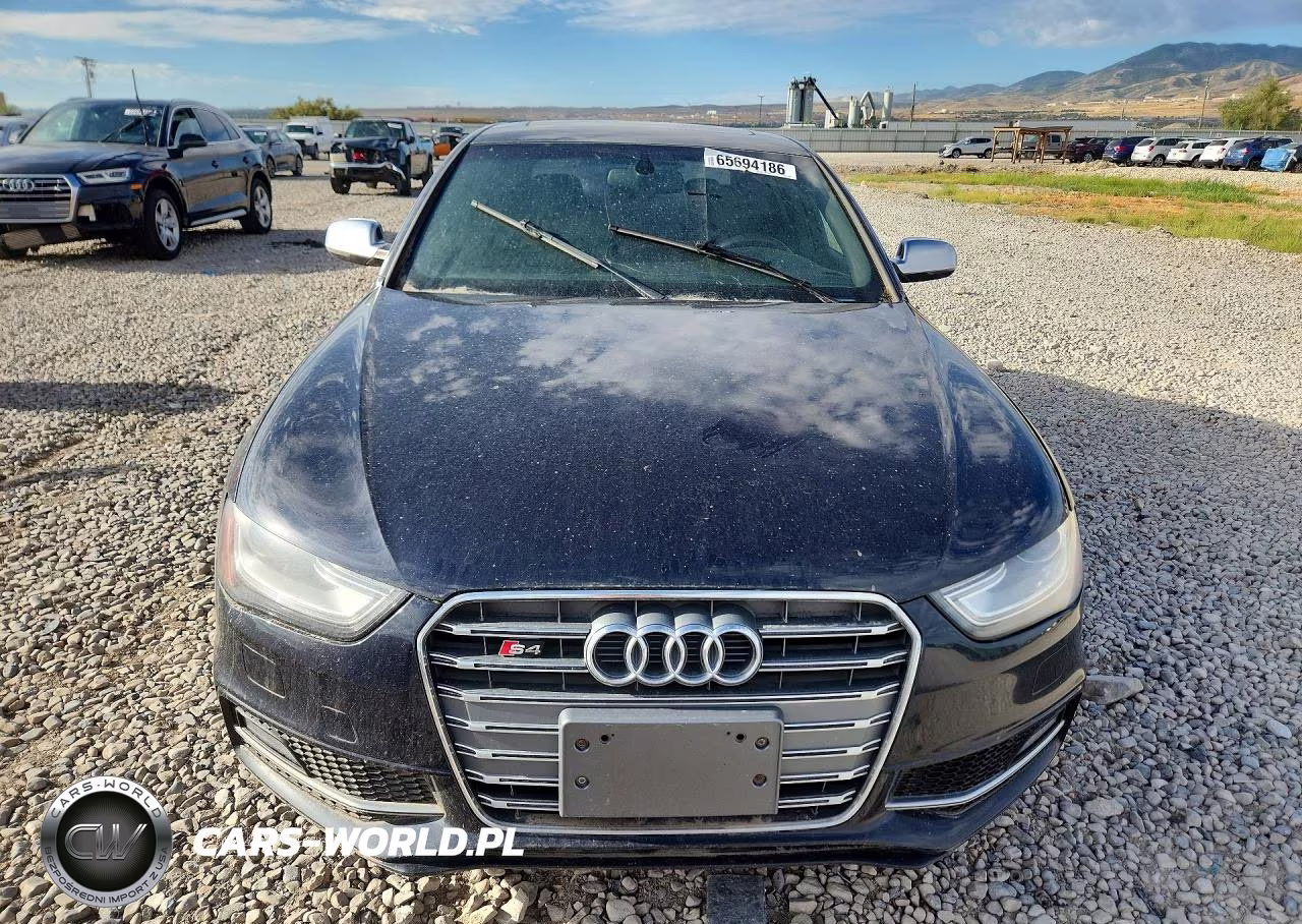 2014 Audi S4 Prestige VIN:WAUKGAFL5EA081202 - 5