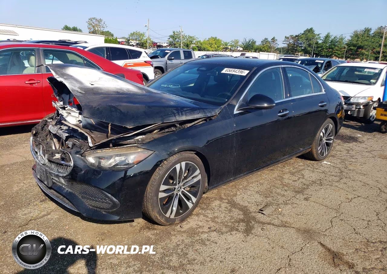 2022 Mercedes-Benz C 300 4Matic – zdjęcie 1 z 12