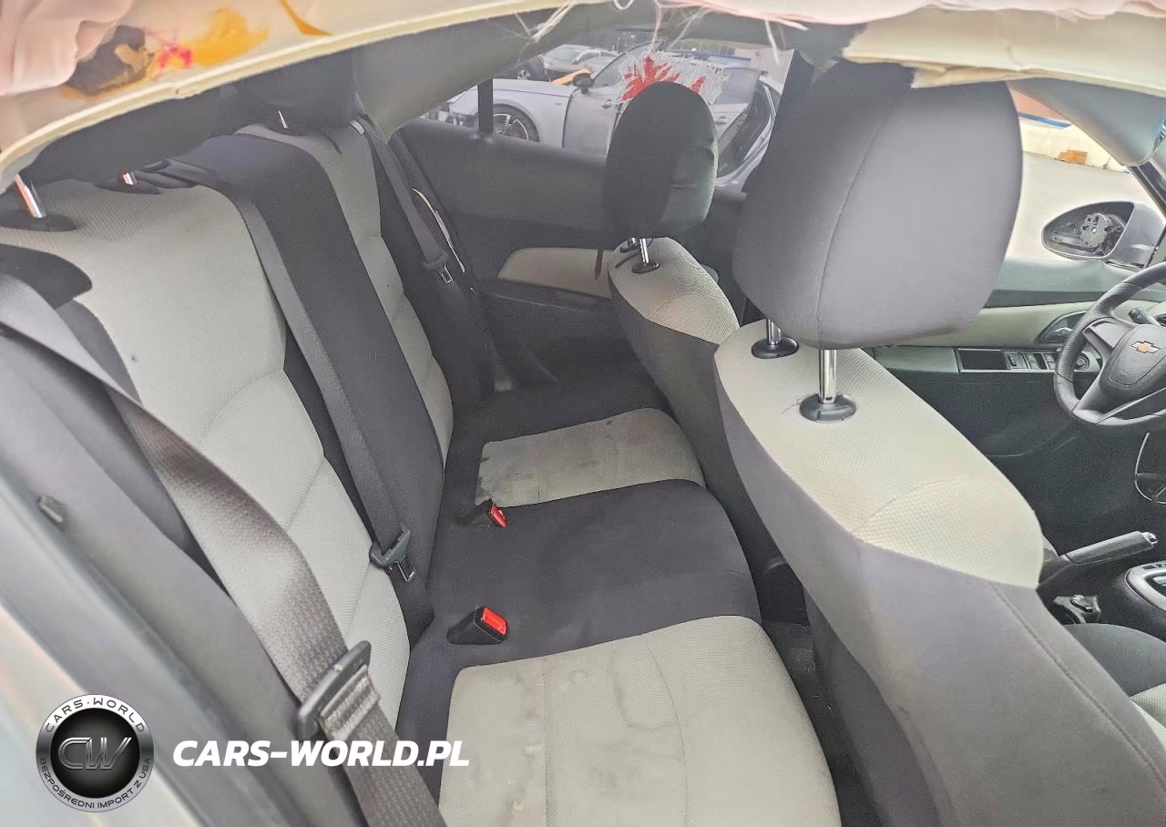 2015 Chevrolet Cruze Ls VIN:1G1PA5SG0F7153862 - 10