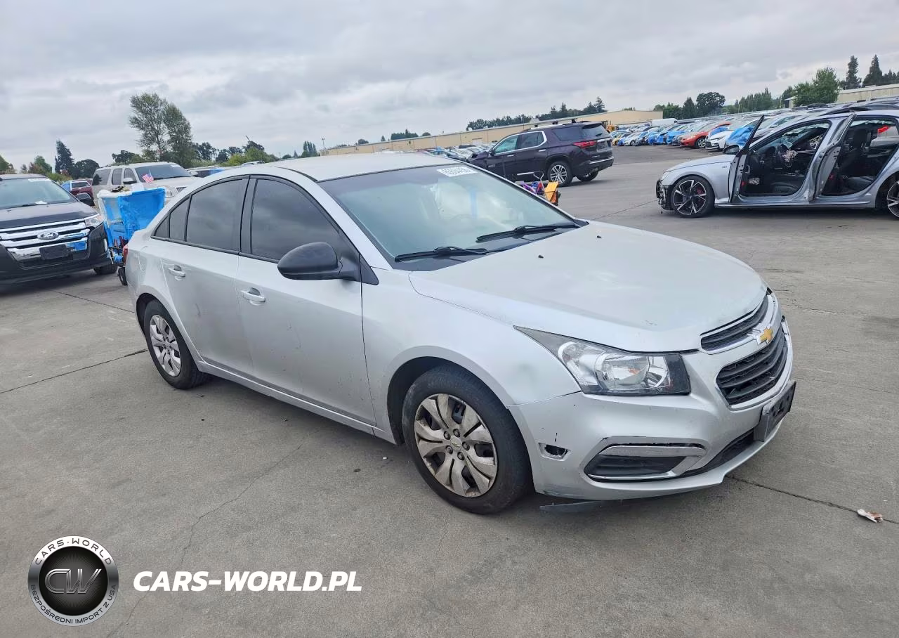 2015 Chevrolet Cruze Ls VIN:1G1PA5SG0F7153862 - 4