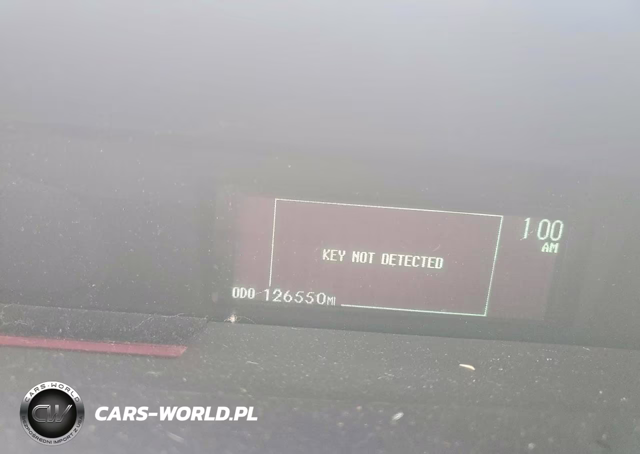 2013 Toyota Prius Two VIN:JTDKN3DU1D5703303 - 9