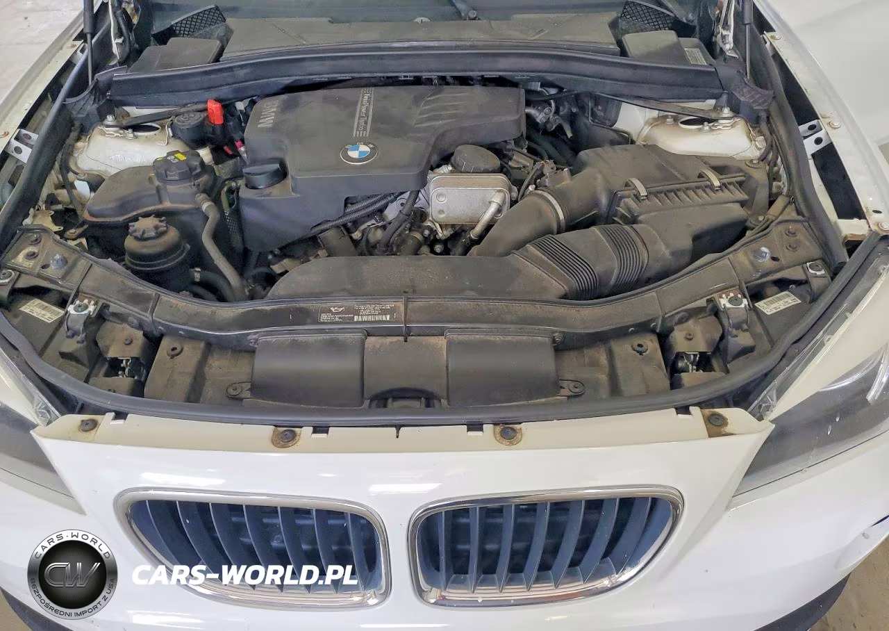 2015 BMW X1 xDrive28I VIN:WBAVL1C54FVY40446 - 12