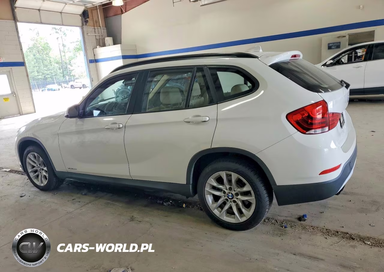 2015 BMW X1 xDrive28I VIN:WBAVL1C54FVY40446 - 2
