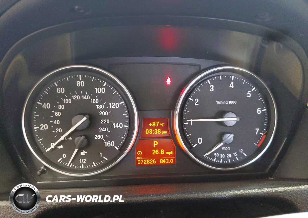 2015 BMW X1 xDrive28I VIN:WBAVL1C54FVY40446 - 9