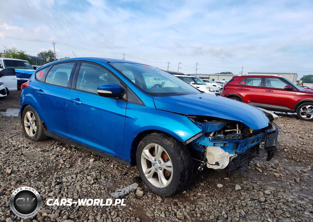 2012 Ford Focus Se VIN:1FAHP3K25CL322978 - 4