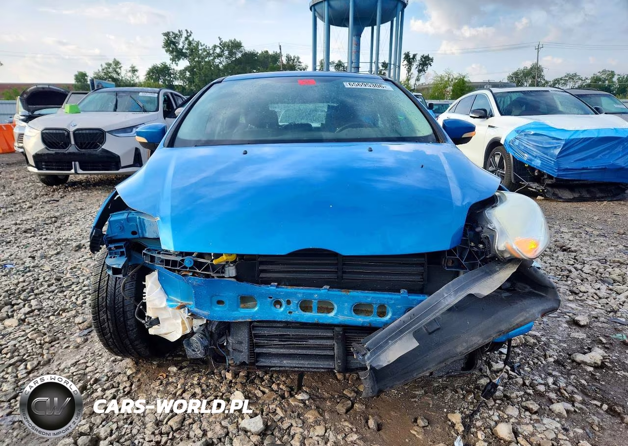 2012 Ford Focus Se VIN:1FAHP3K25CL322978 - 5