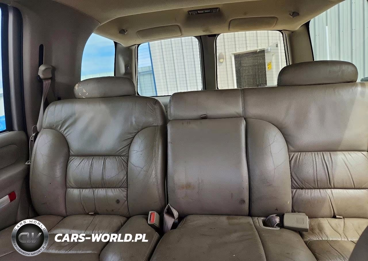 1999 GMC Yukon VIN:1GKEK13R2XJ701115 - 10