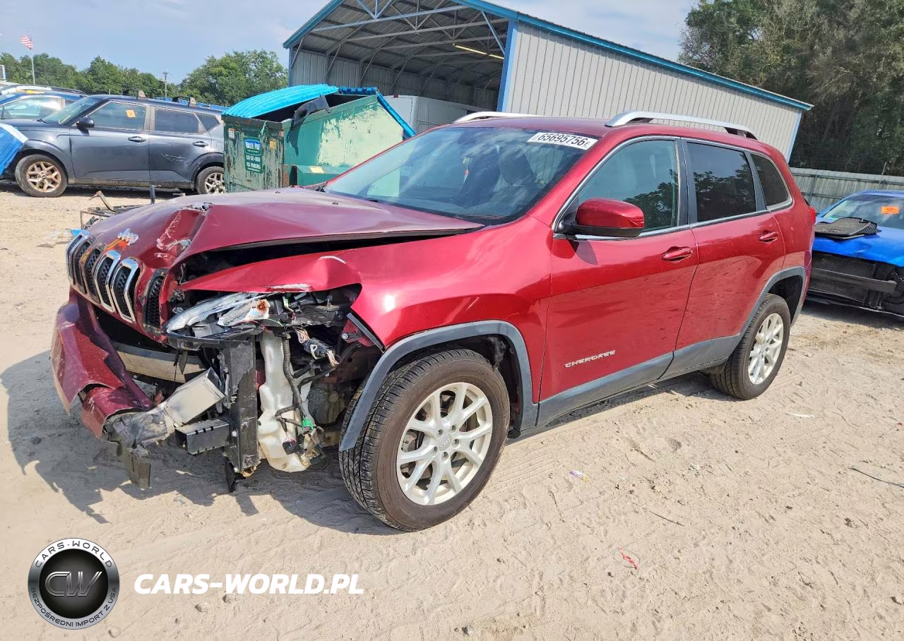 2015 Jeep Cherokee Latitude VIN:1C4PJLCB0FW696679 - 1