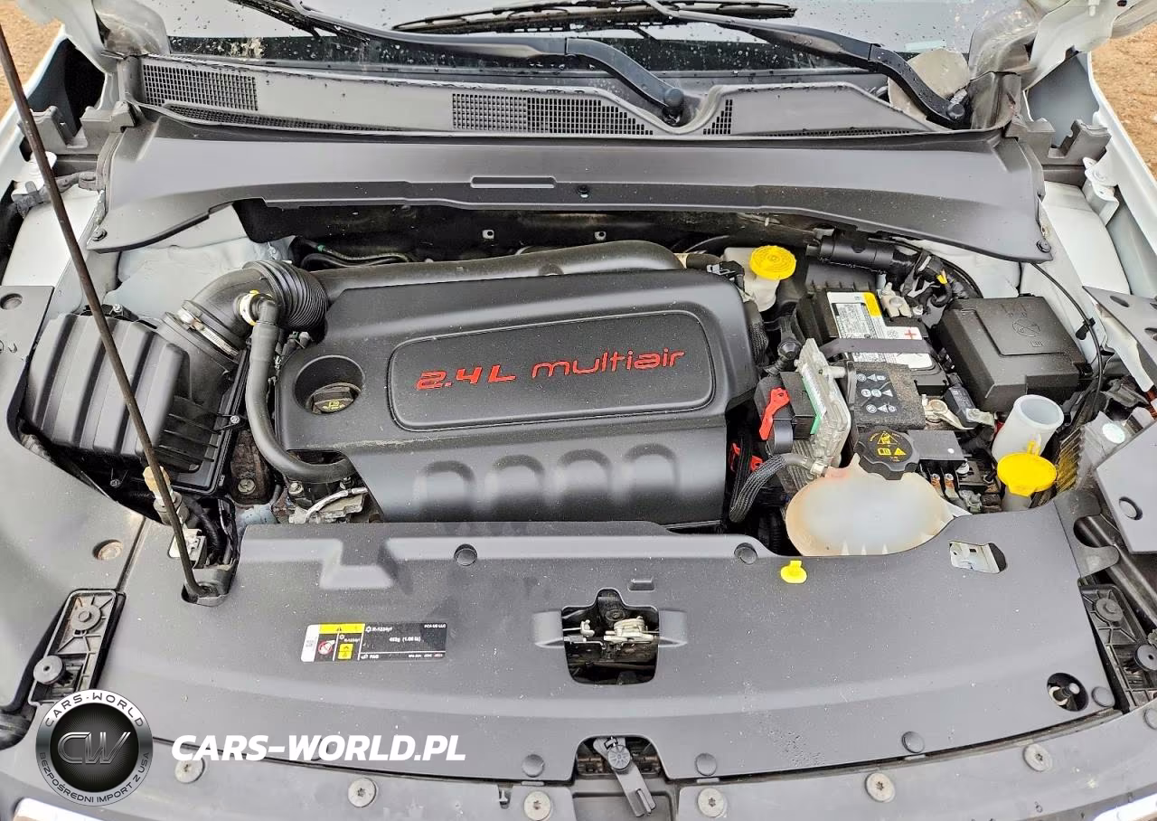 2022 Jeep Compass Latitude Lux VIN:3C4NJDFB8NT176100 - 12