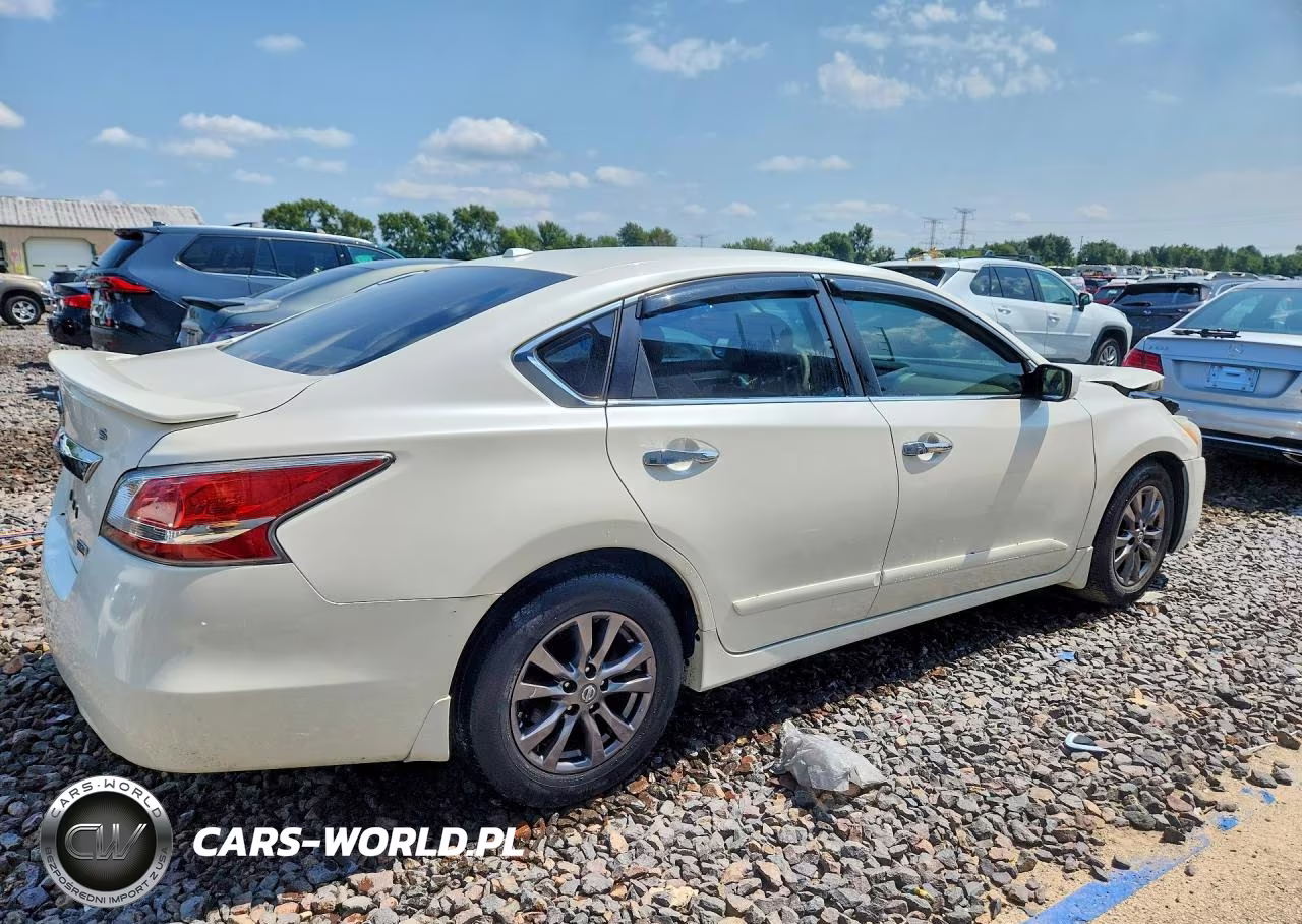 2015 Nissan Altima 2.5 S VIN:1N4AL3AP6FC575578 - 3