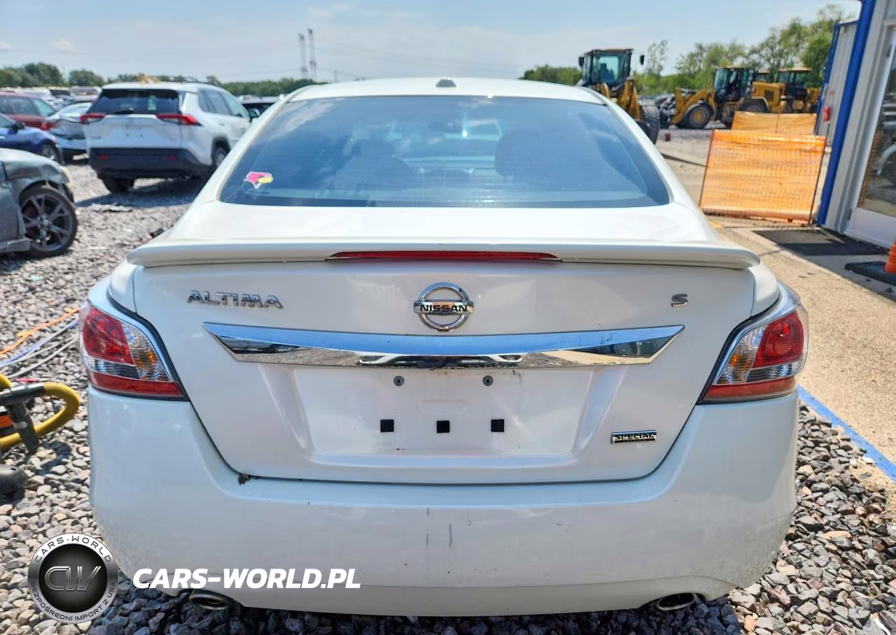 2015 Nissan Altima 2.5 S VIN:1N4AL3AP6FC575578 - 6