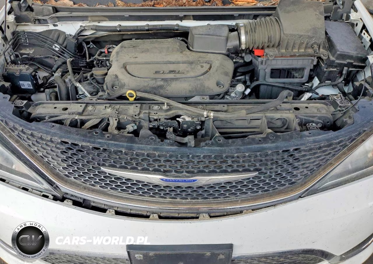 2020 Chrysler Pacifica Touring L VIN:2C4RC1BG1LR275238 - 12