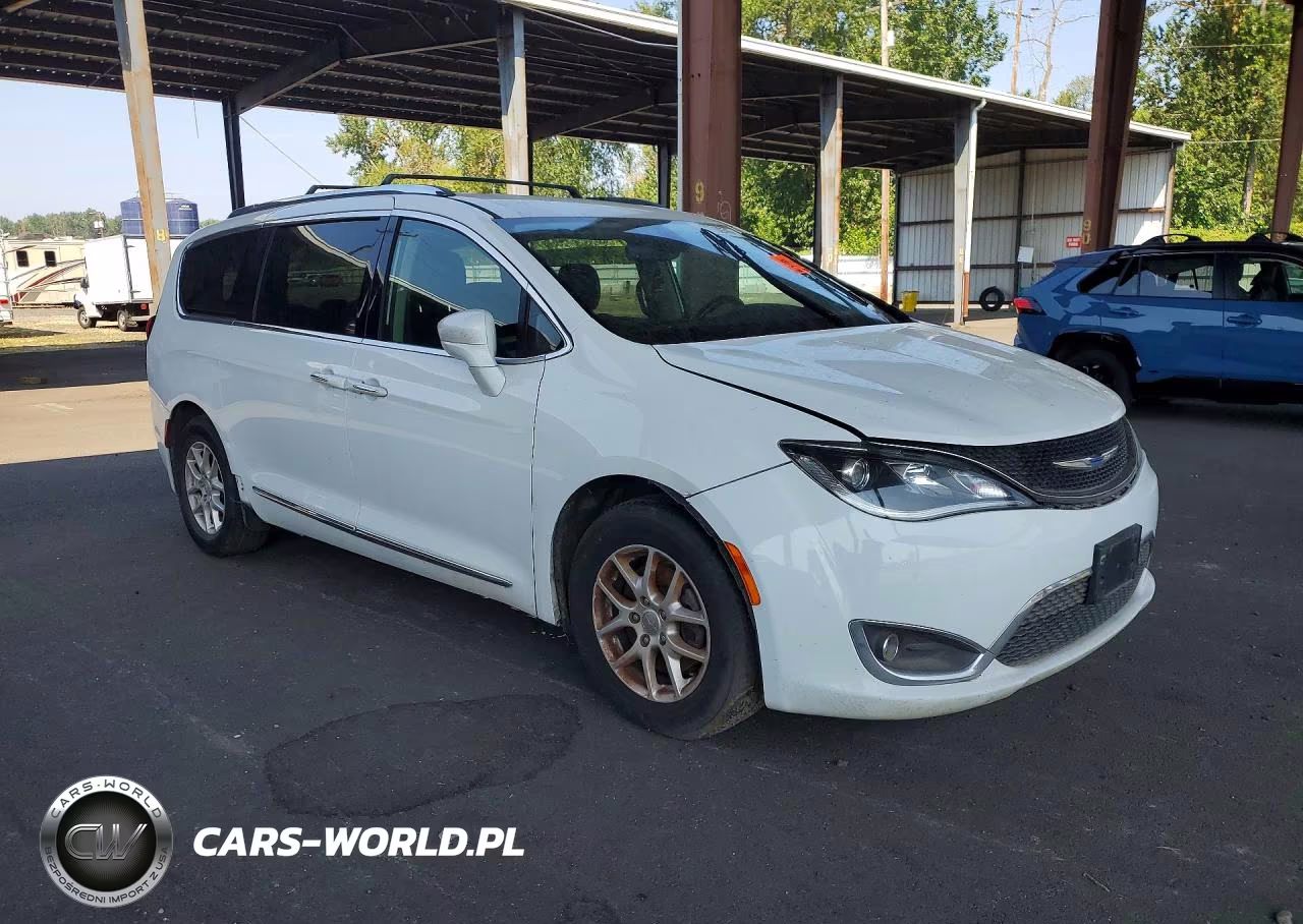 2020 Chrysler Pacifica Touring L VIN:2C4RC1BG1LR275238 - 4