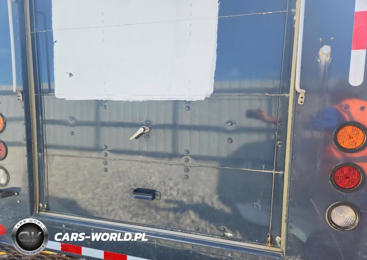 2021 Ford Transit Delivery Truck VIN:1FDDF6P82MKA92152 - 10