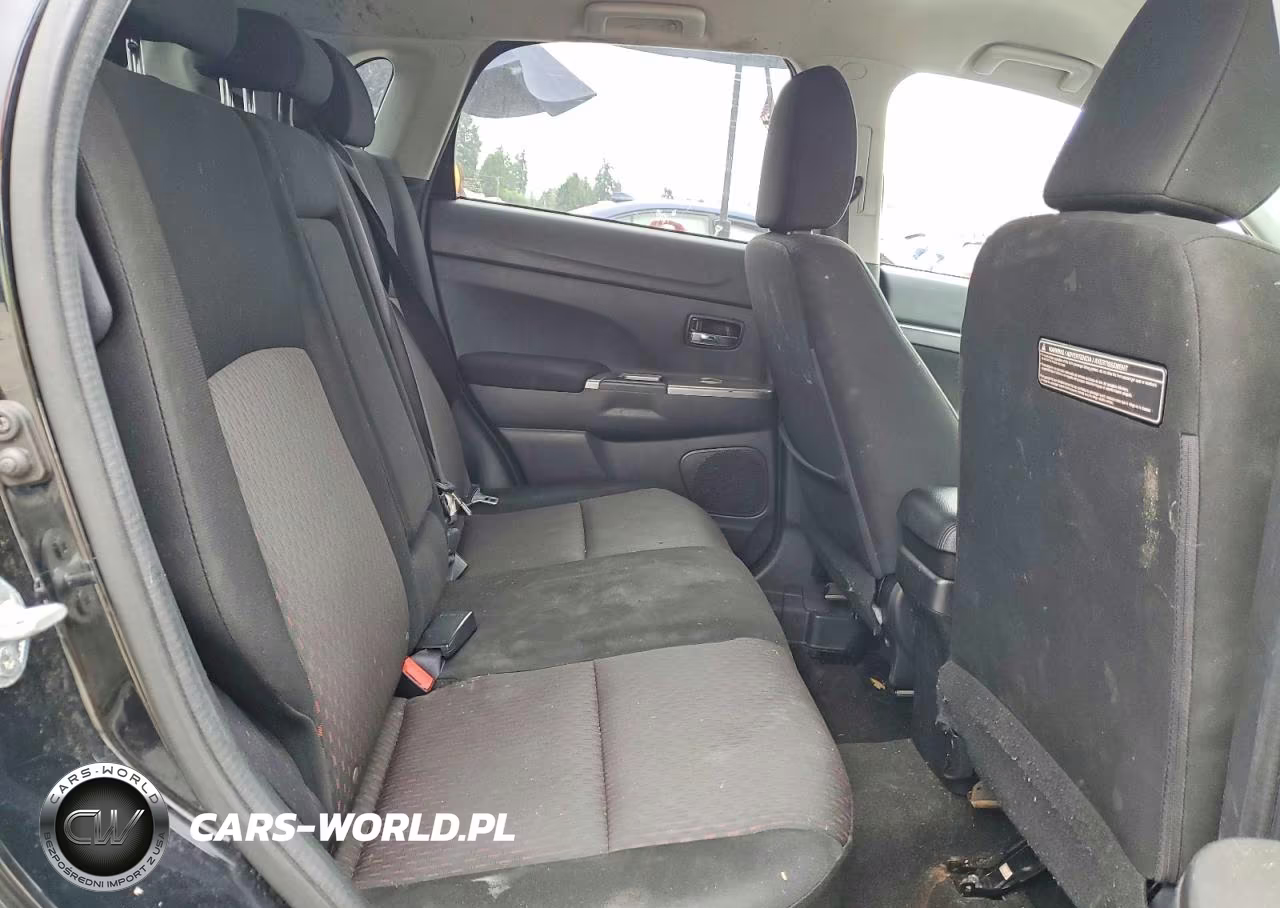 2018 Mitsubishi Outlander Sport Es VIN:JA4AP3AU6JZ005505 - 11