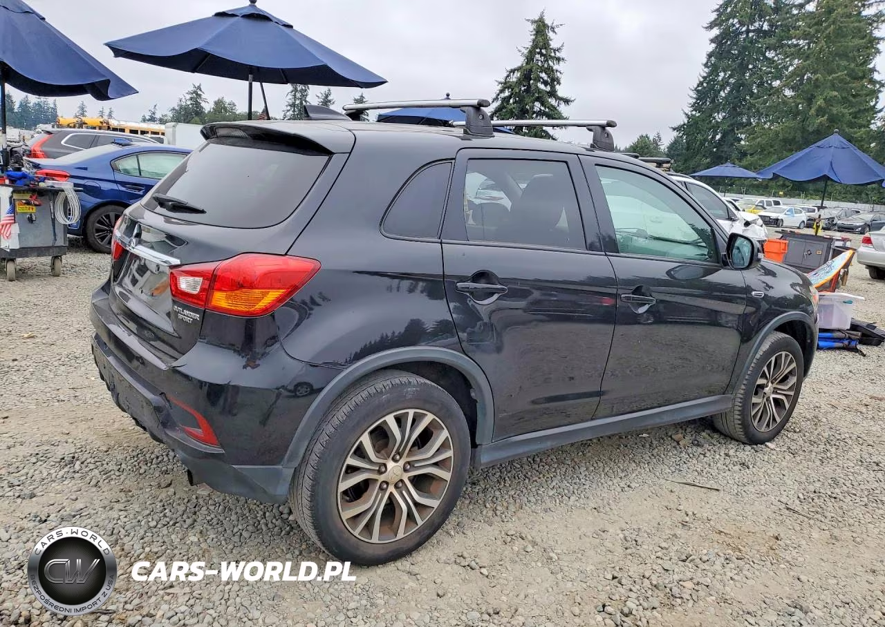 2018 Mitsubishi Outlander Sport Es VIN:JA4AP3AU6JZ005505 - 3