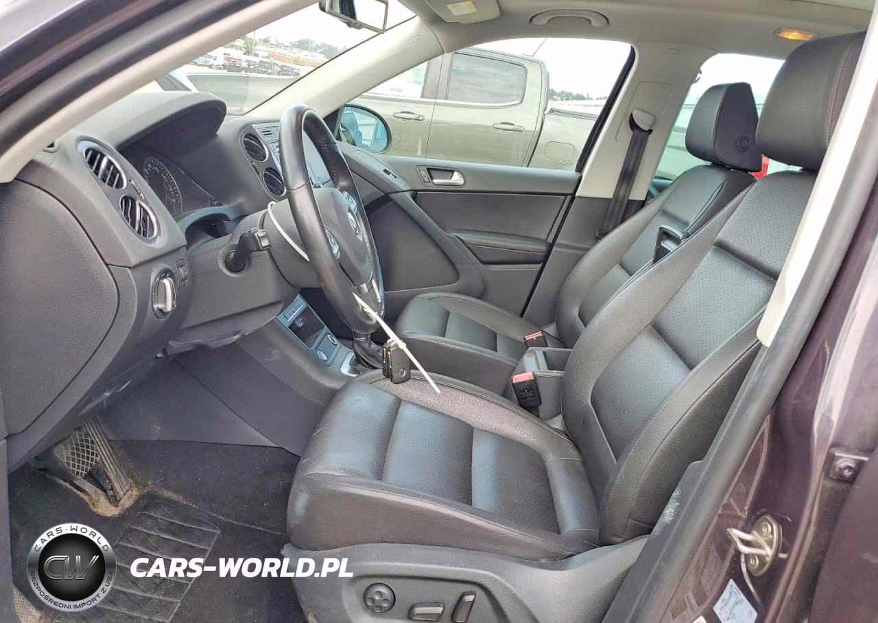 2016 Volkswagen Tiguan S VIN:WVGAV7AX3GW529133 - 7