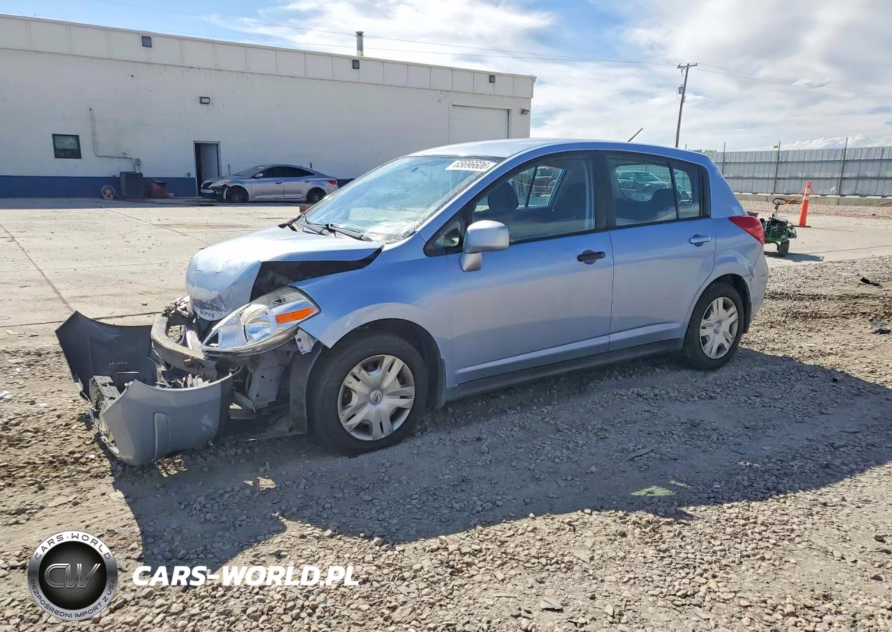 2010 Nissan Versa 1.8 S