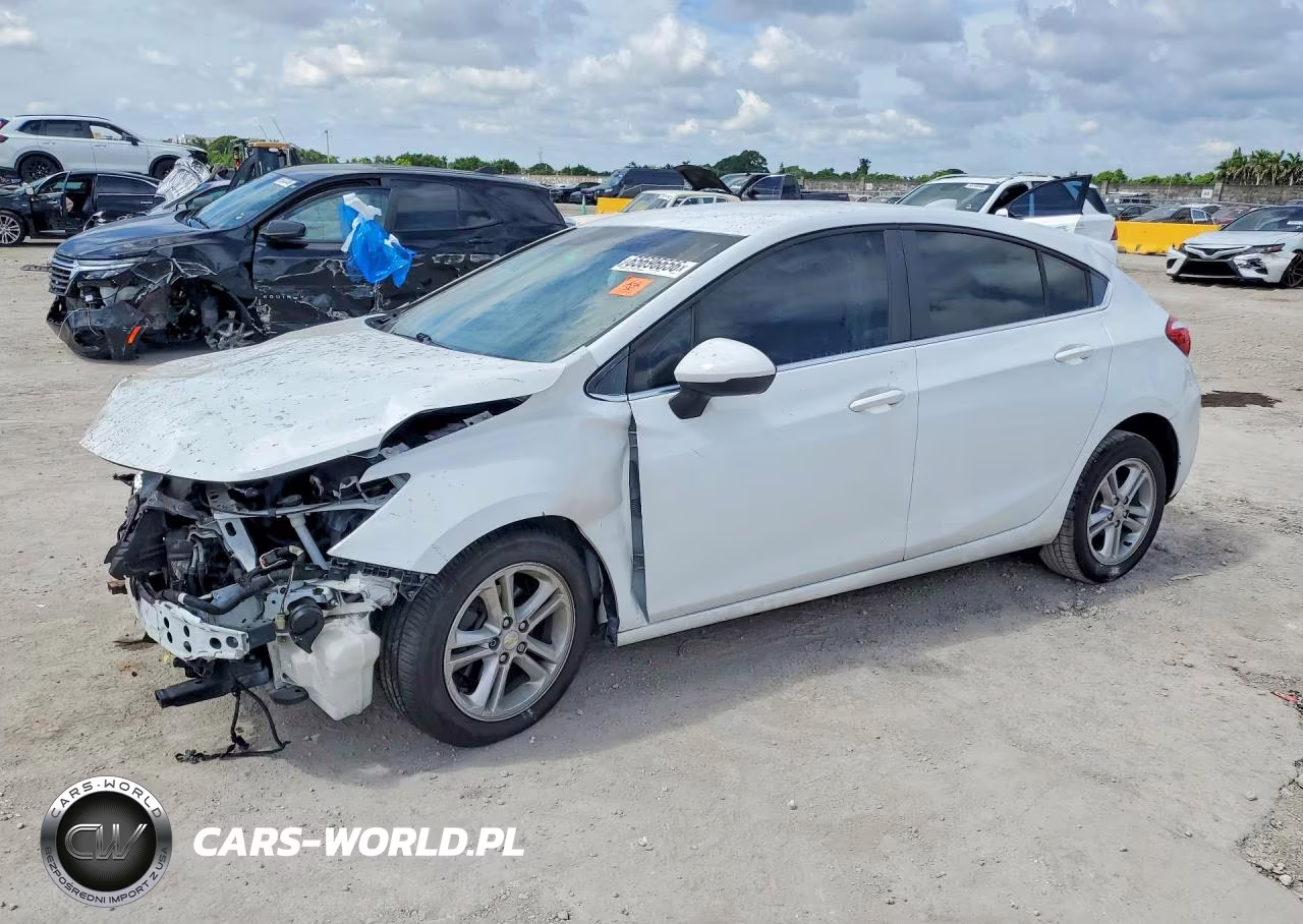 2018 Chevrolet Cruze Lt – zdjęcie 1 z 12