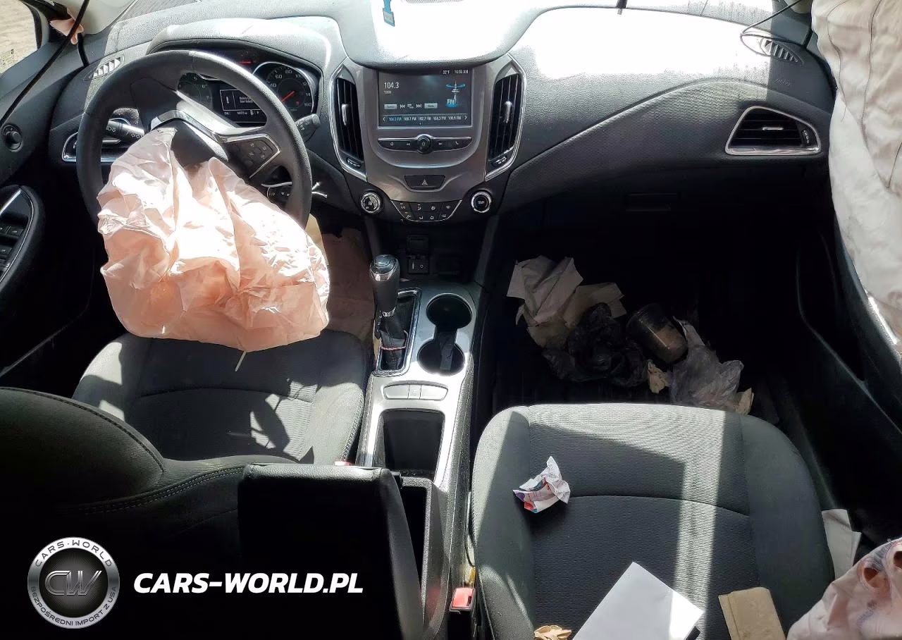 2018 Chevrolet Cruze Lt VIN:3G1BE6SM3JS605114 - 8