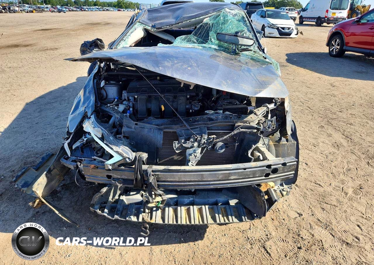 2017 Nissan Sentra S VIN:3N1AB7AP1HY319804 - 5