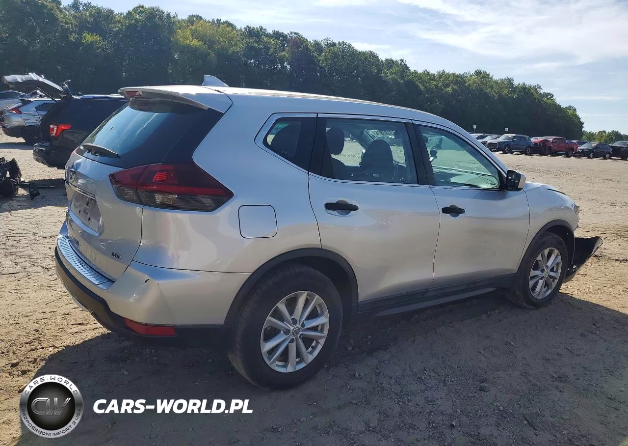 2018 Nissan Rogue S VIN:5N1AT2MV7JC791653 - 3