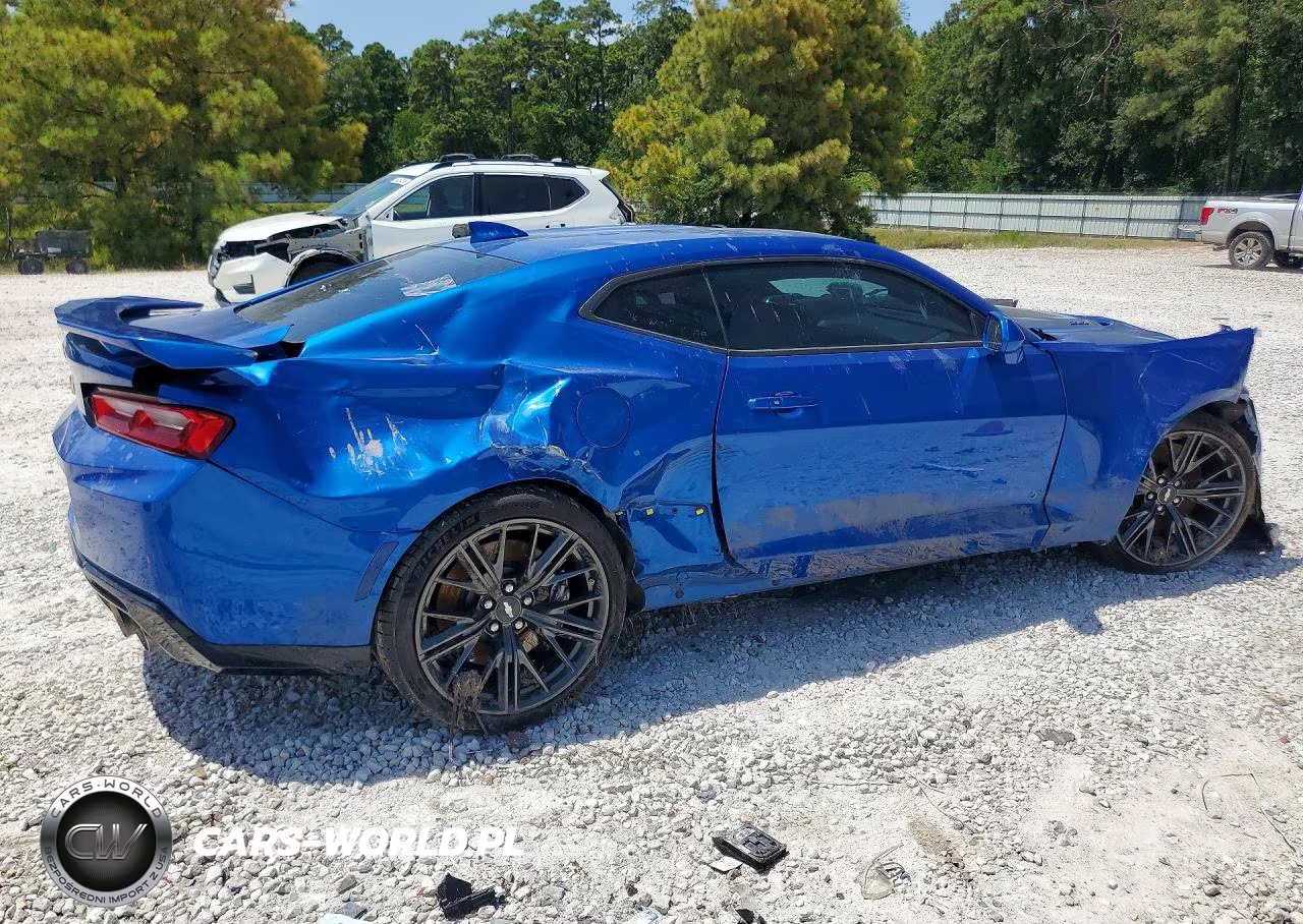 2018 Chevrolet Camaro Zl1 VIN:1G1FK1R60J0156356 - 3