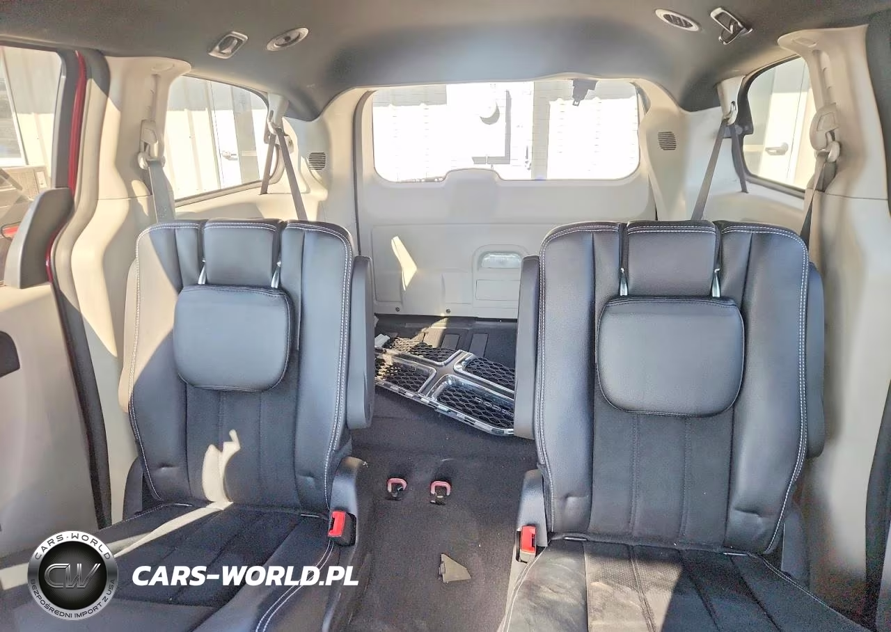 2015 Dodge Grand Caravan Sxt VIN:2C4RDGCG1FR736828 - 10