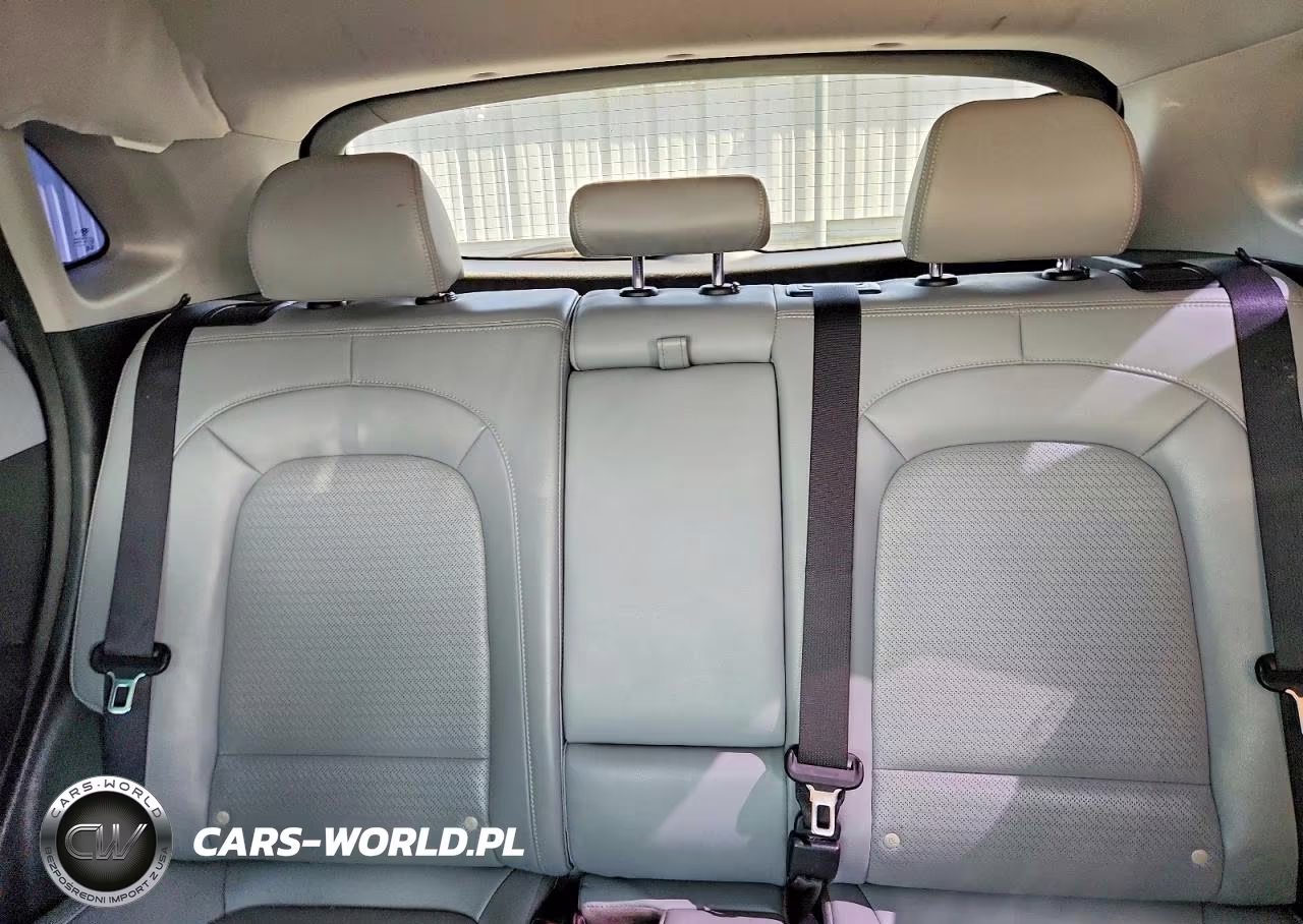 2020 Hyundai Kona Limited VIN:KM8K3CA57LU432847 - 10