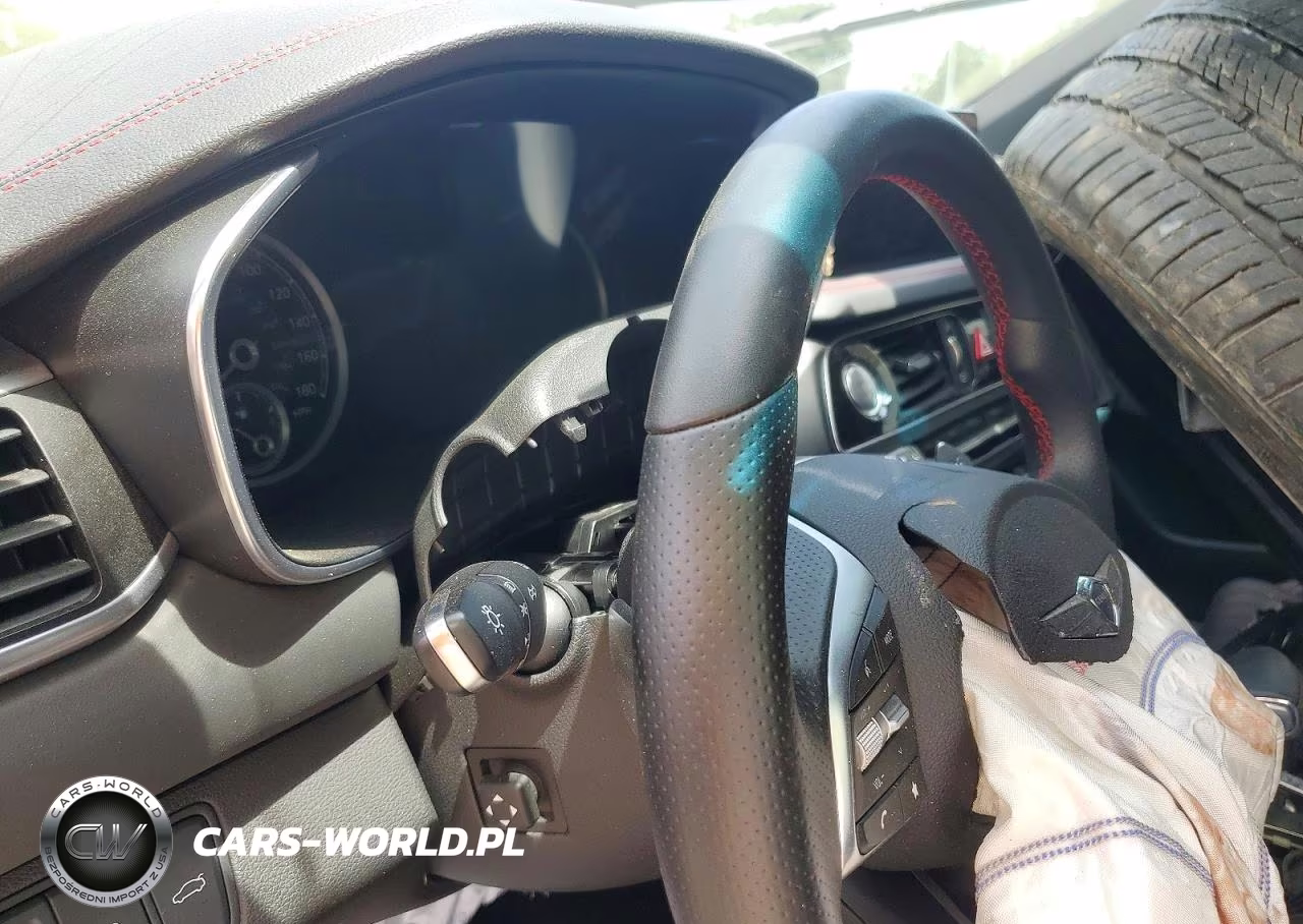2023 Genesis G70 2.0T VIN:KMTG34TA7PU132310 - 9