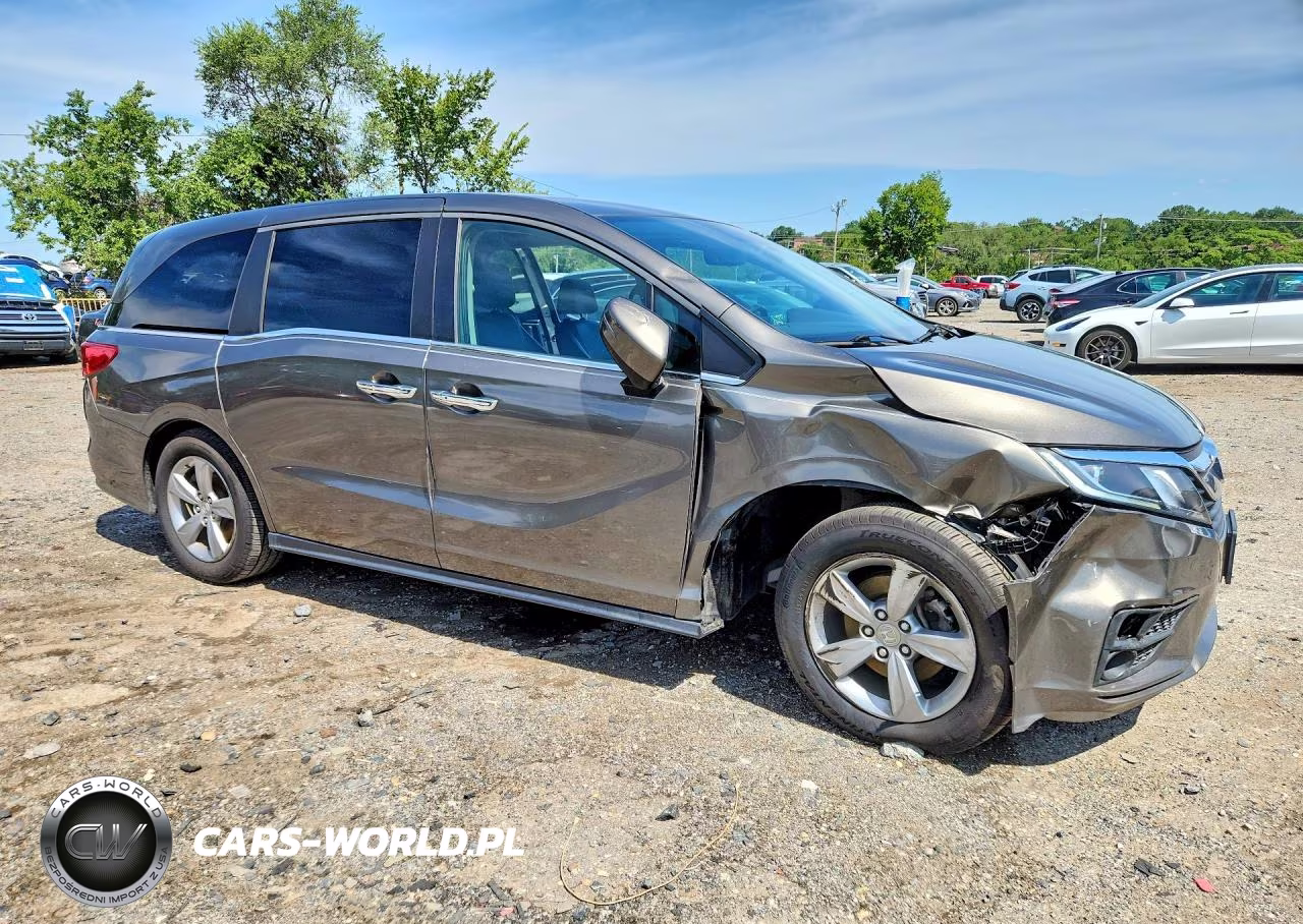 2018 Honda Odyssey Exl VIN:5FNRL6H75JB014918 - 4
