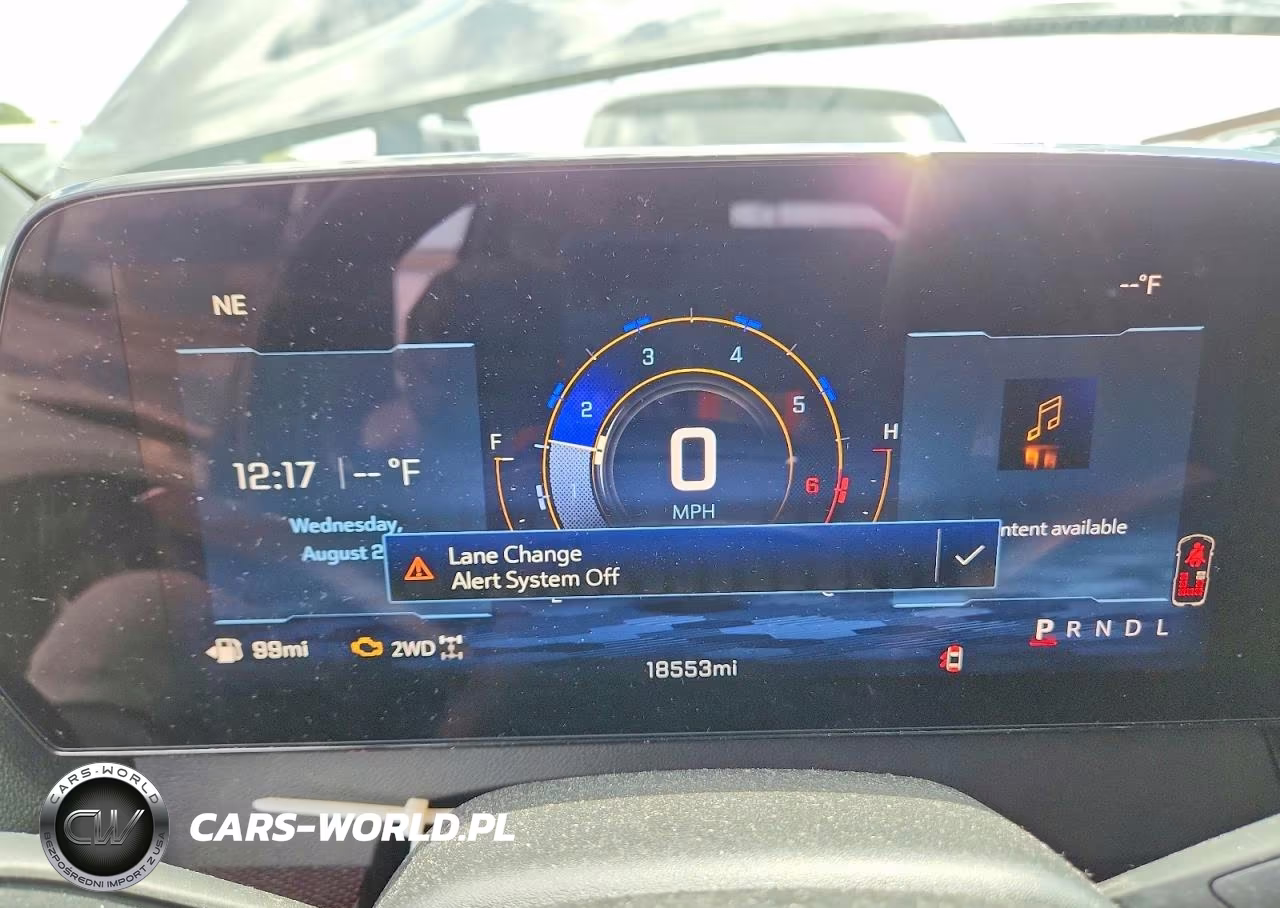 2025 Chevrolet Traverse Z71 VIN:1GNEVJRS1SJ279657 - 9