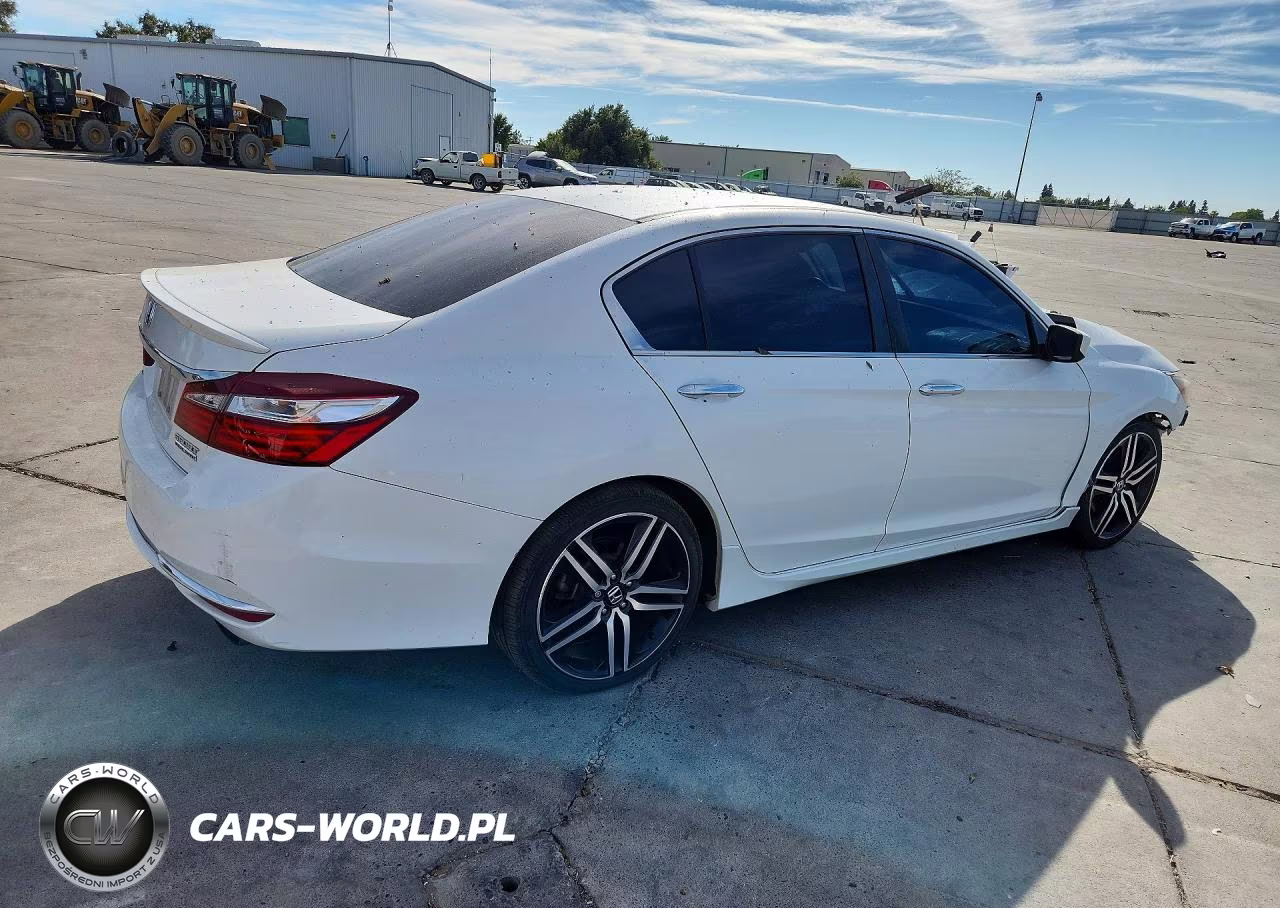 2017 Honda Accord Sport Special Edition VIN:1HGCR2F14HA129624 - 3