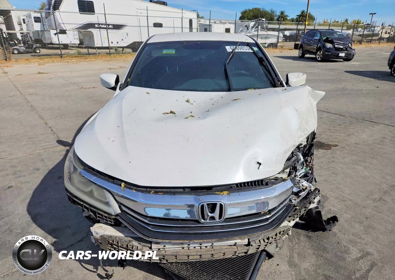 2017 Honda Accord Sport Special Edition VIN:1HGCR2F14HA129624 - 5