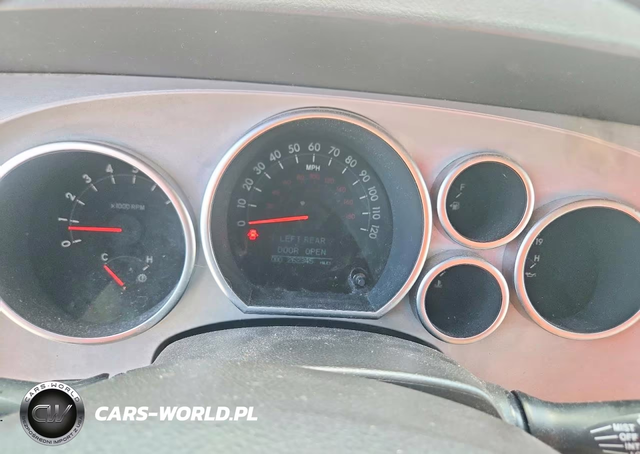 2008 Toyota Sequoia Limited VIN:5TDZY68A68S004207 - 9