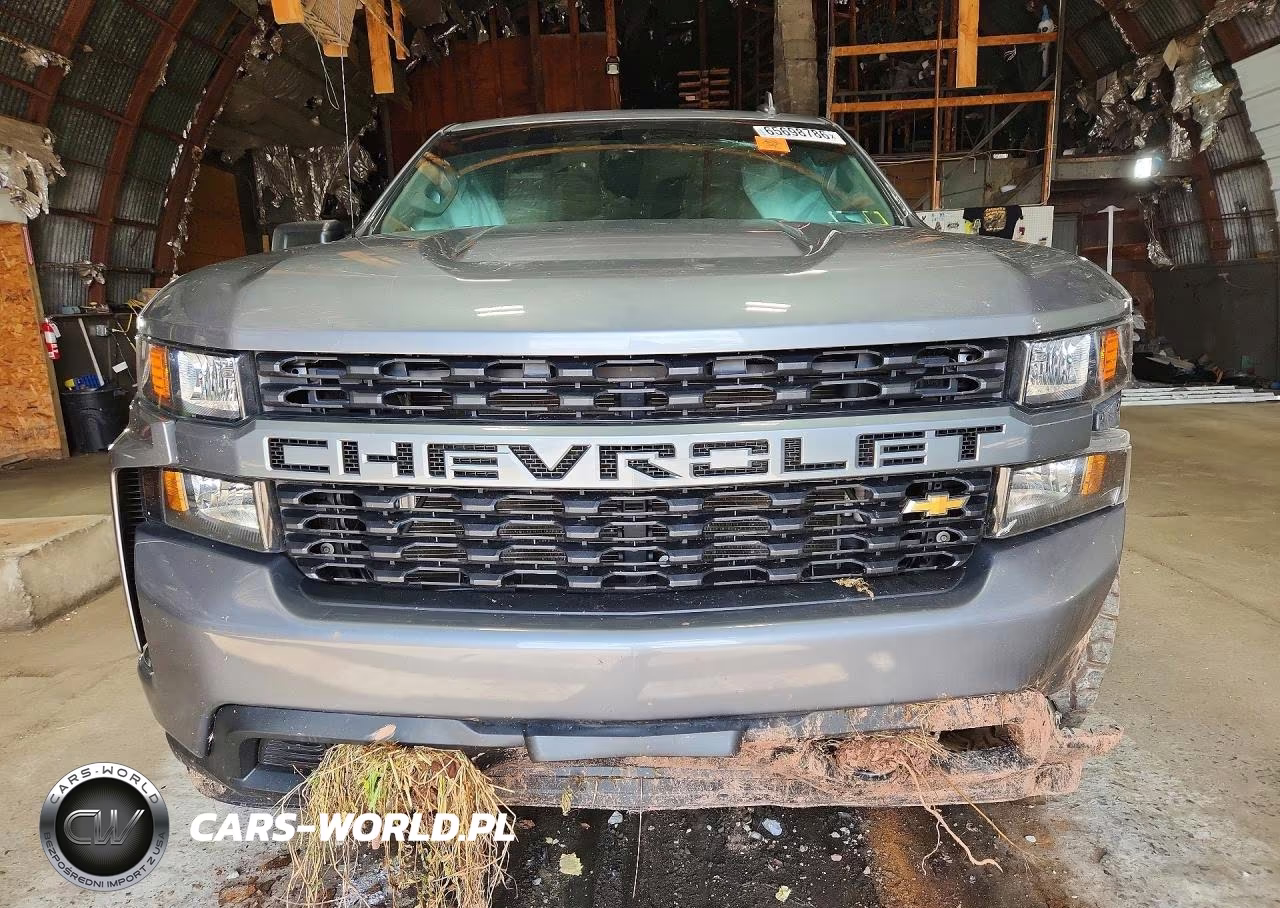 2020 Chevrolet Silverado K1500 Custom VIN:1GCRYBEH5LZ332235 - 5