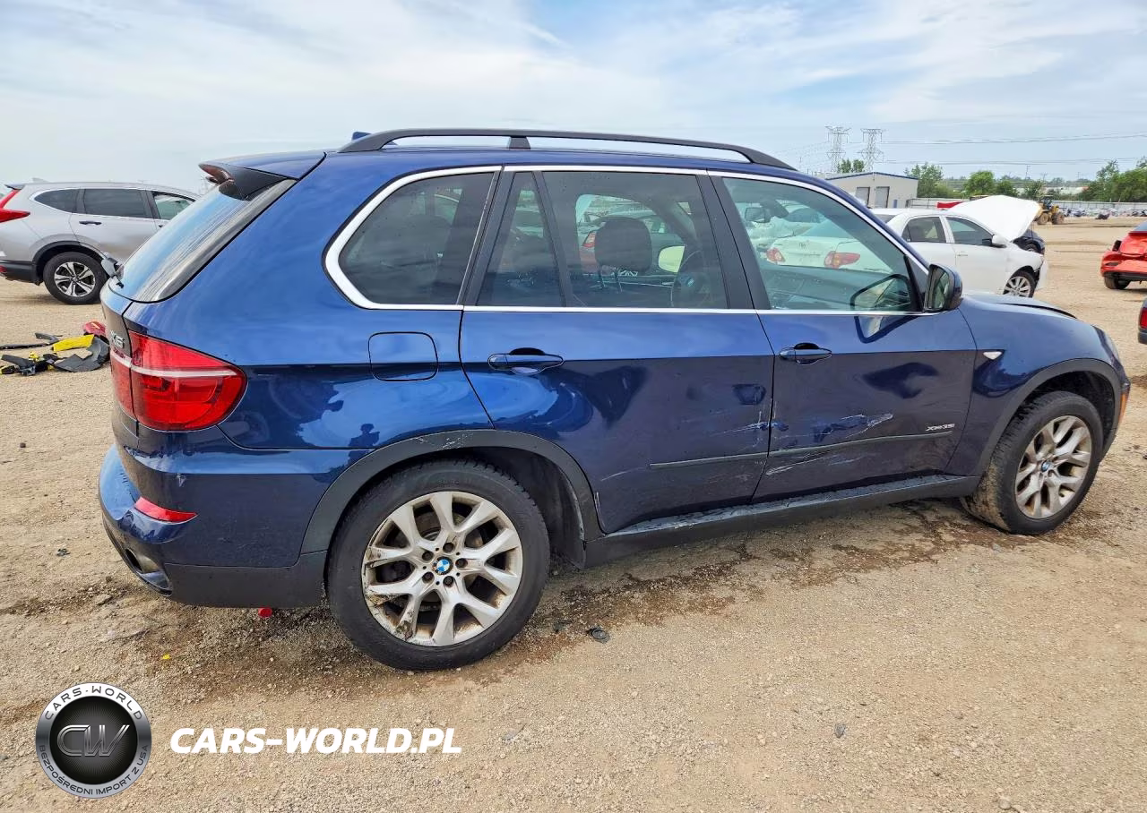 2013 BMW X5 xDrive35I VIN:5UXZV4C54D0E02571 - 3