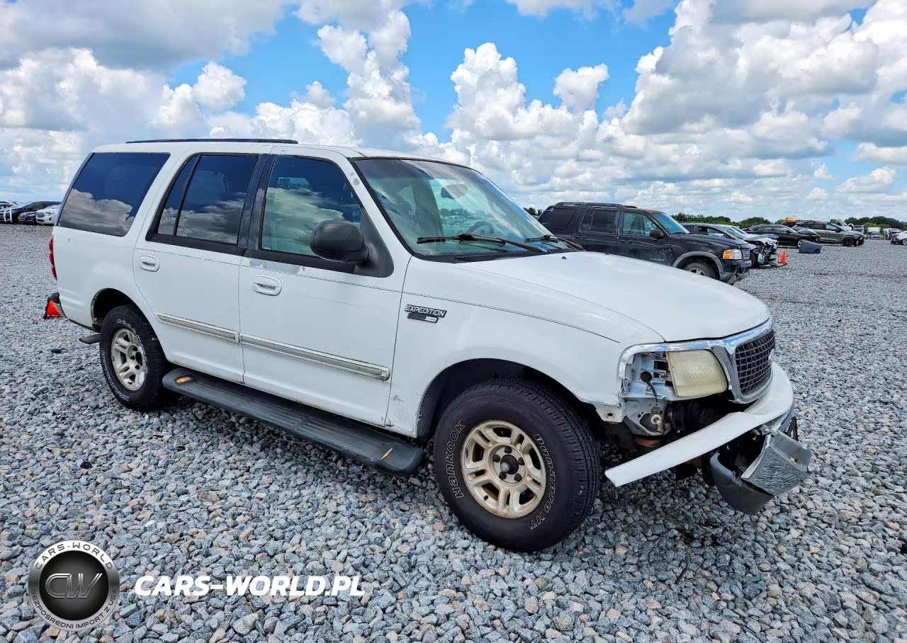 2000 Ford Expedition Xlt VIN:1FMRU15L0YLB51169 - 4