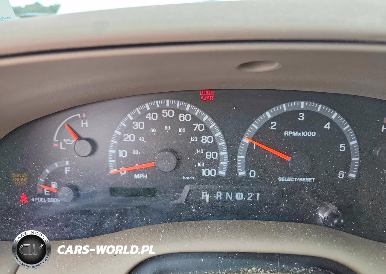 2000 Ford Expedition Xlt VIN:1FMRU15L0YLB51169 - 9