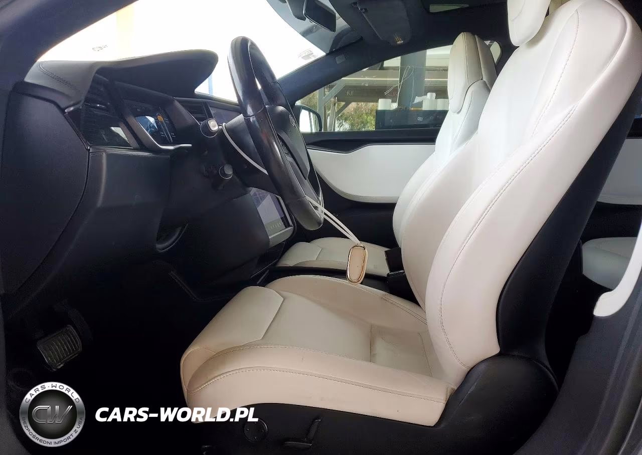 2018 Tesla Model S VIN:5YJSA1E26JF270407 - 7