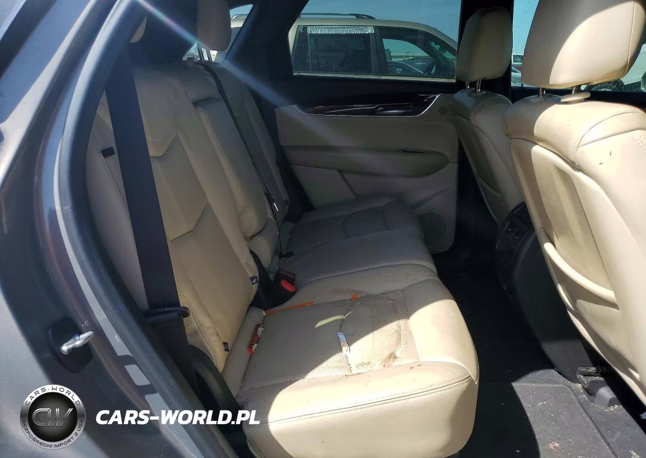 2018 Cadillac Xt5 Luxury VIN:1GYKNCRS1JZ174747 - 10