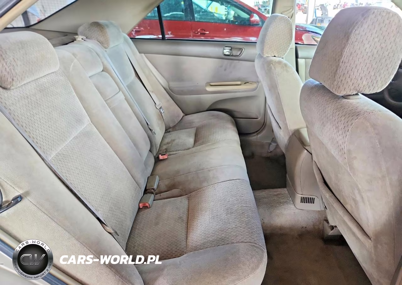 2003 Toyota Camry Le VIN:4T1BE32K53U189621 - 10
