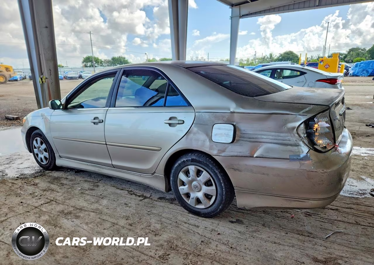 2003 Toyota Camry Le VIN:4T1BE32K53U189621 - 2